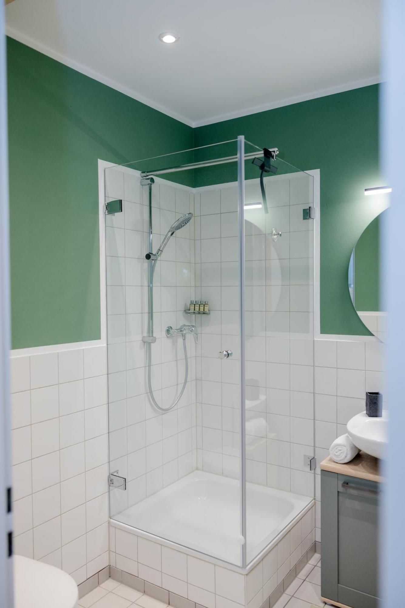 Lumen Homes - Altstadt-Studio Direkt Im Zentrum, Kueche, Netflix, Oeffentlicher Parkplatz Ums Eck Ingolstadt Exterior photo